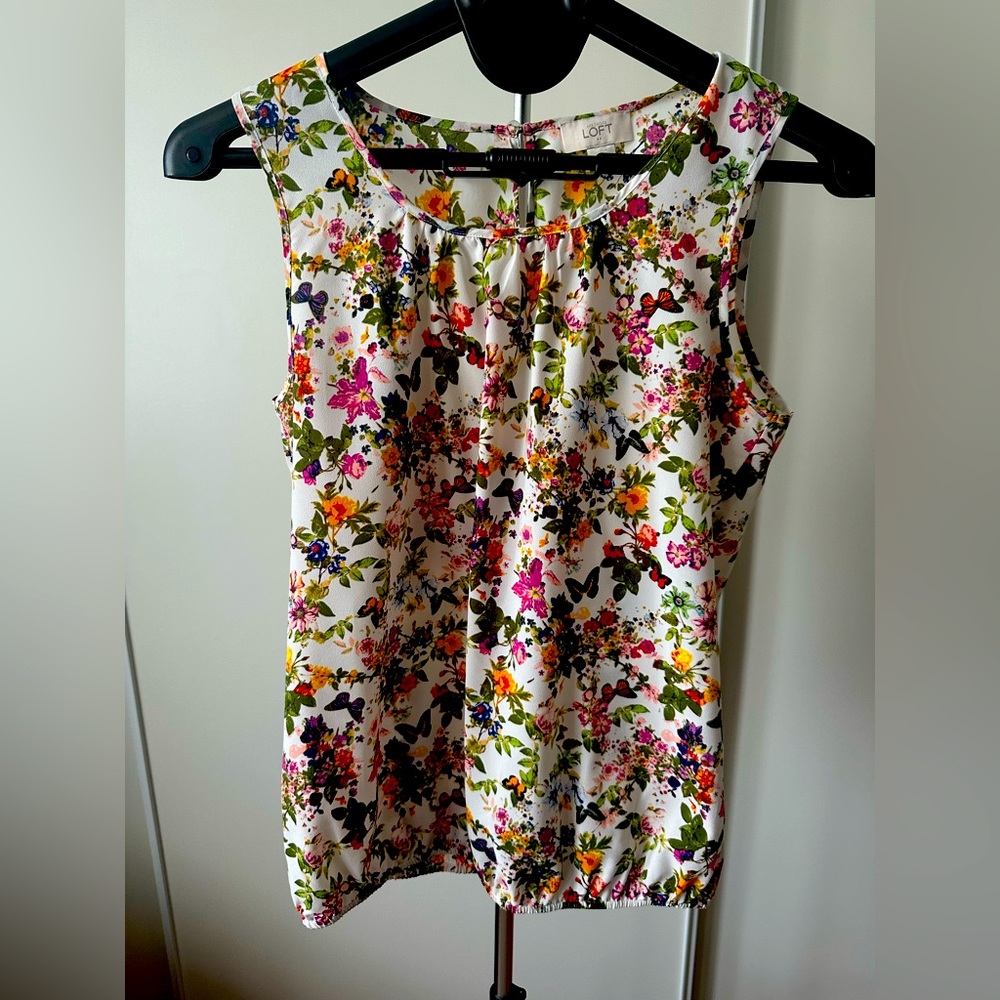 LOFT sleeveless blouse